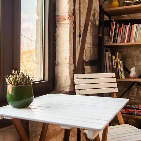Enchanting Stone House In Urla With Backyard Villa İzmir