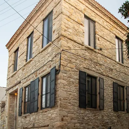 Enchanting Stone House In Urla With Backyard * Izmir
